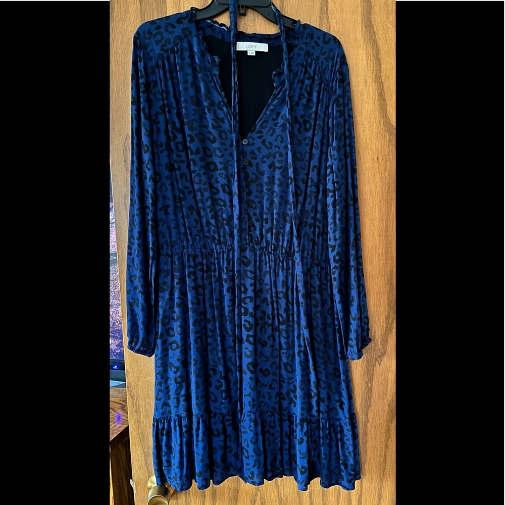 Super cute leopard print dress in unexpected color